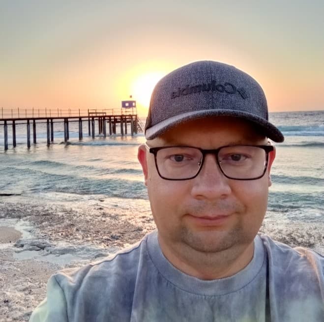 Александр Авдеюк